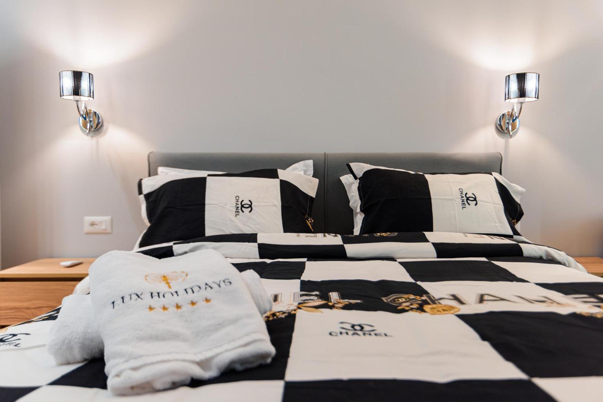 Lux Holidays دراس المظهر الخارجي الصورة