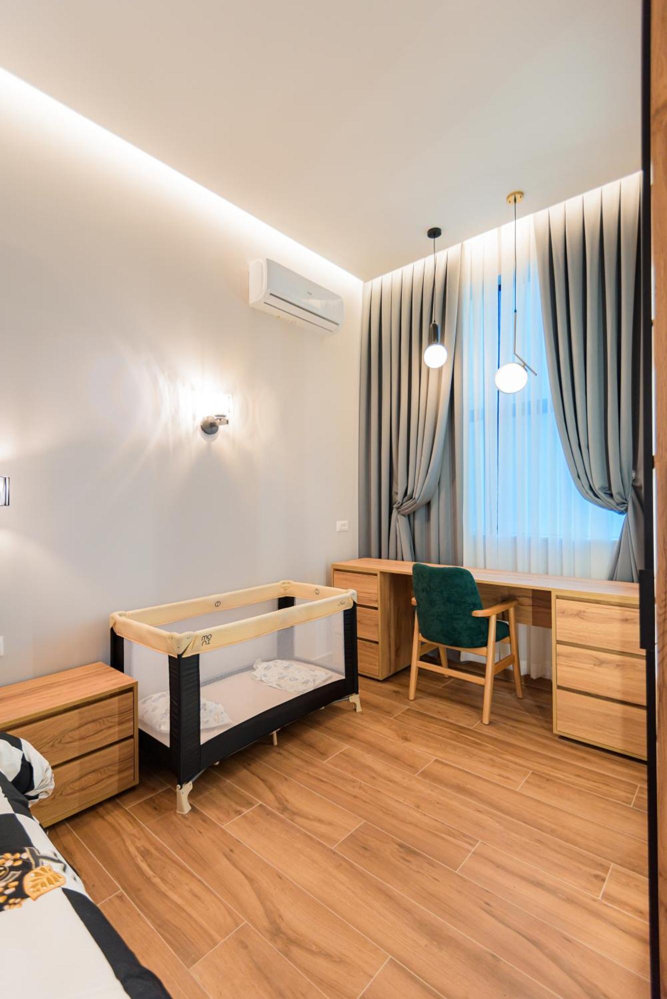 Lux Holidays دراس المظهر الخارجي الصورة